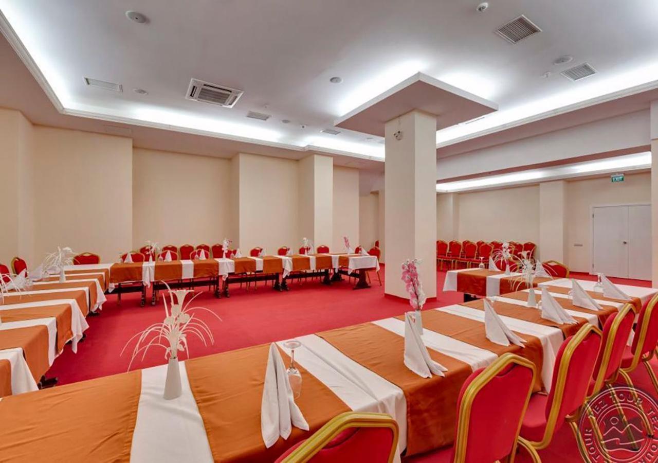 Golden Sunset Hotel&Spa Kemer Exterior foto Conference room